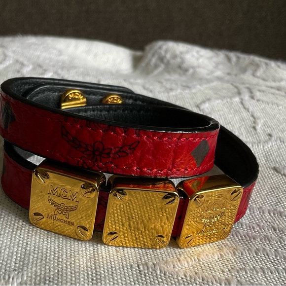 MCM Authentic Red Double Wrap Leather Bracelet - Picture 8 of 13